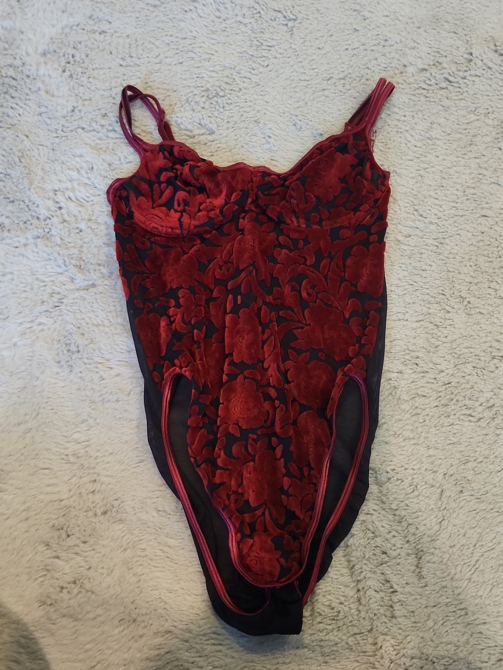 Vintage 90's Victoria's Secret Red & Black Floral Velvet Bodysuit
